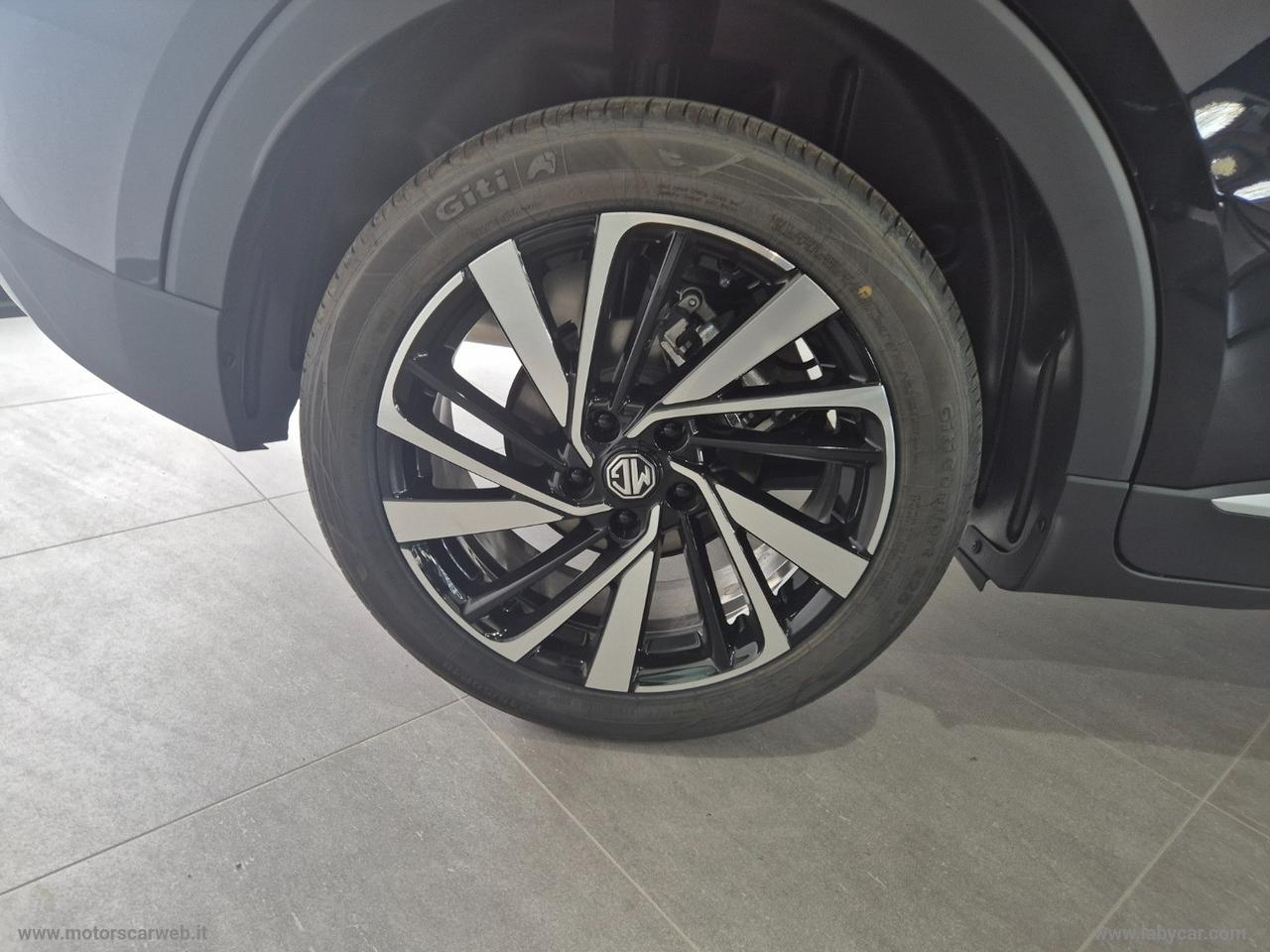MG ZS Hybrid+ Luxury TETTO APRIBILE