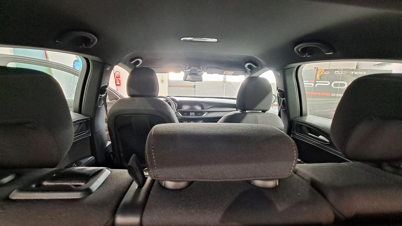 Alfa Romeo Stelvio 2.2 Turbodiesel 160 CV AT8 RWD Business
