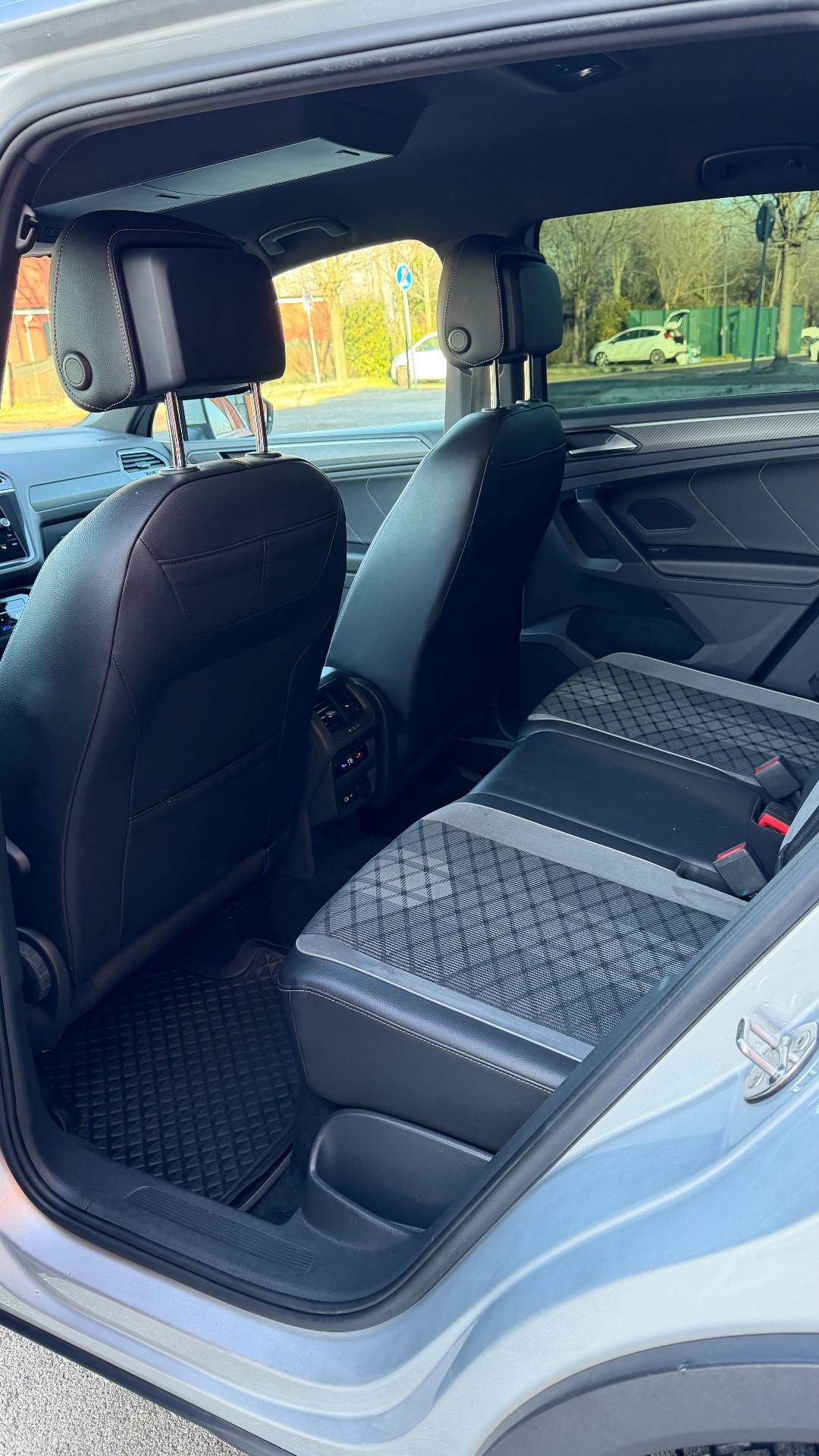 Volkswagen Tiguan 1.5 TSI 150 CV DSG ACT R-Line