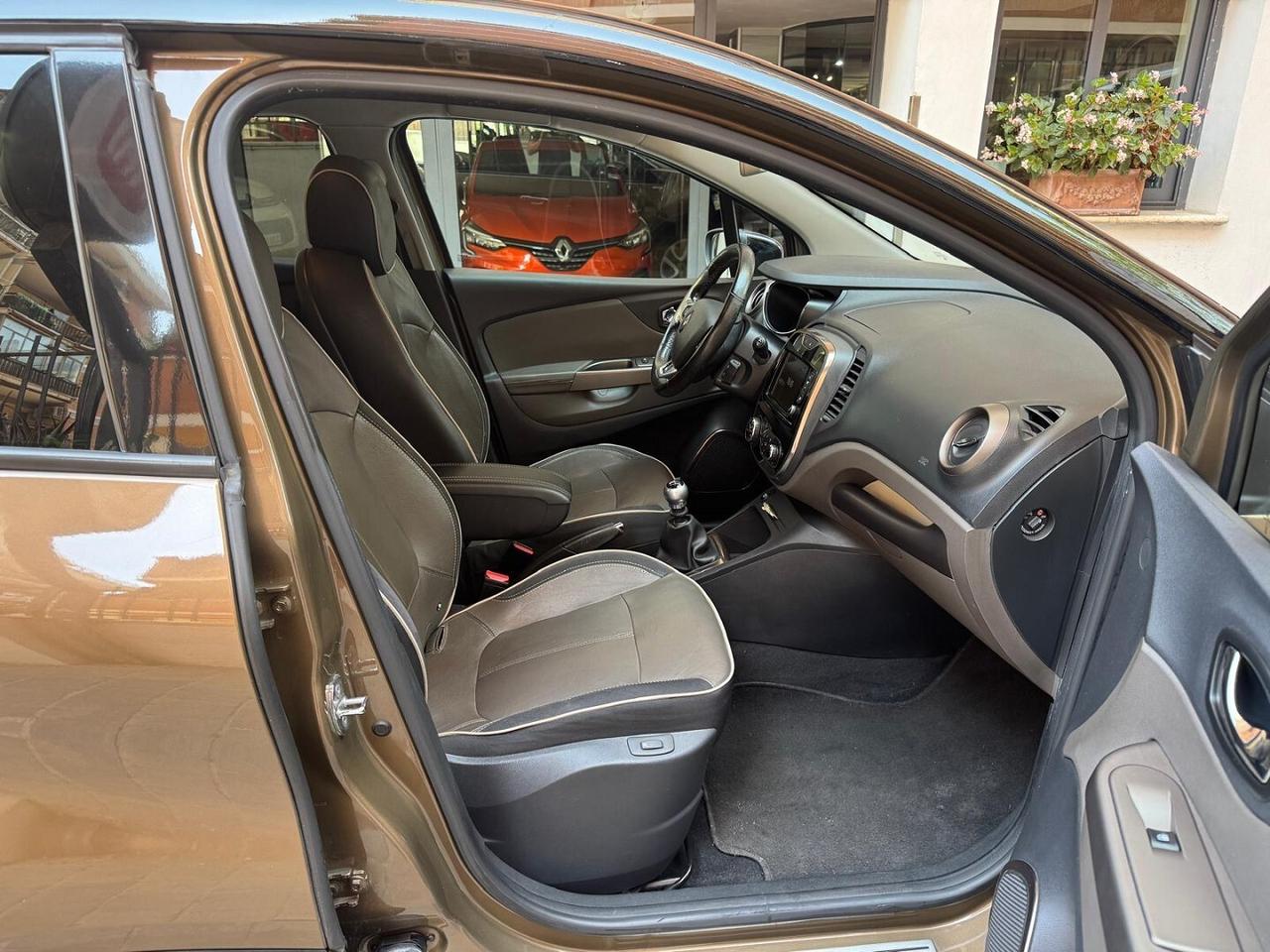 RENAULT Captur dCi 8V 110CV Start&stop Iconic