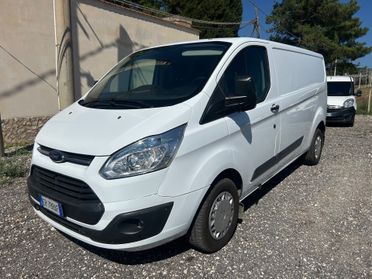 Ford Transit Custom Passo Lungo