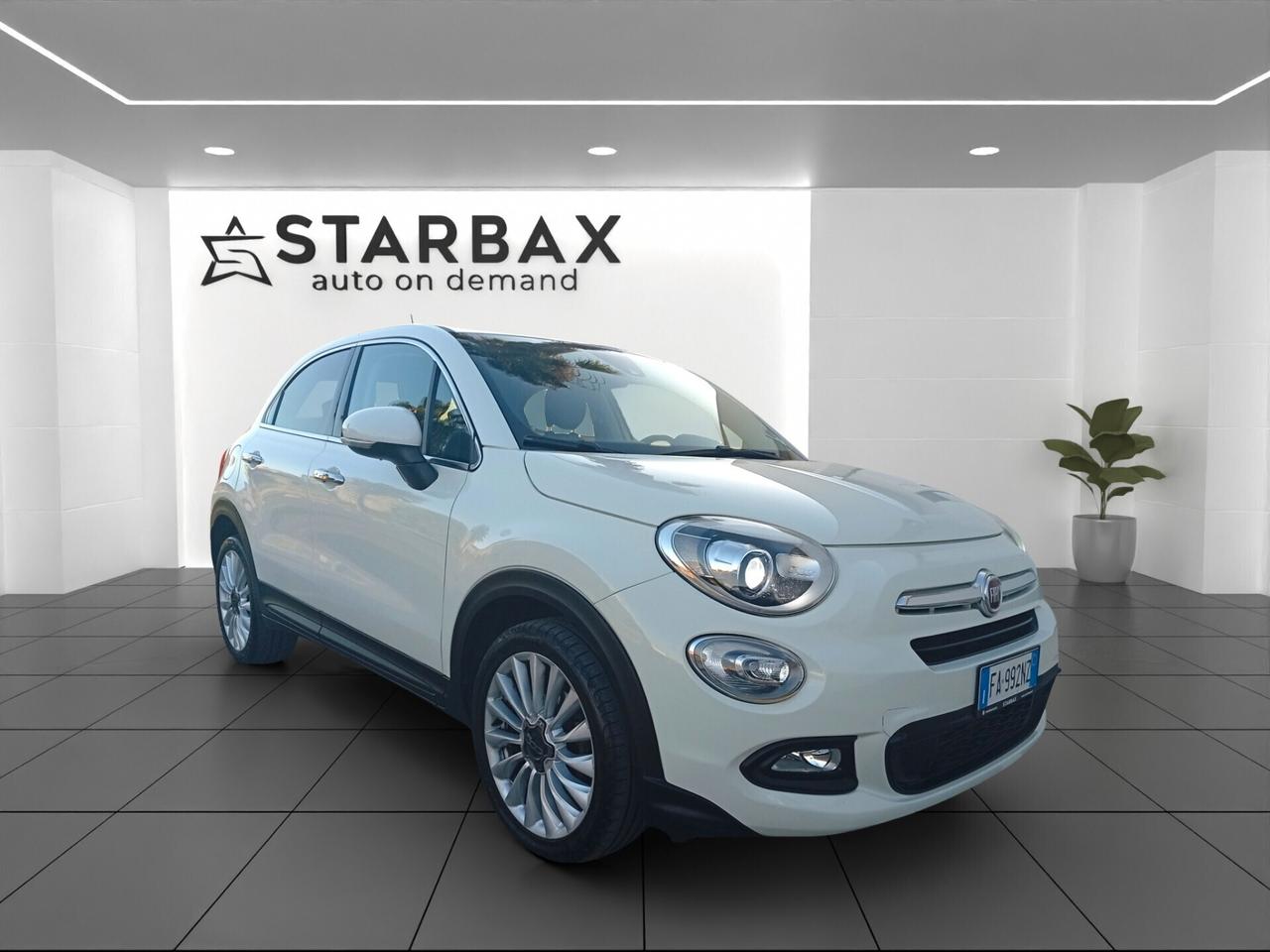 Fiat 500X 1.6 Mjt 120 CV Lounge Xenon Cruise control Keyless