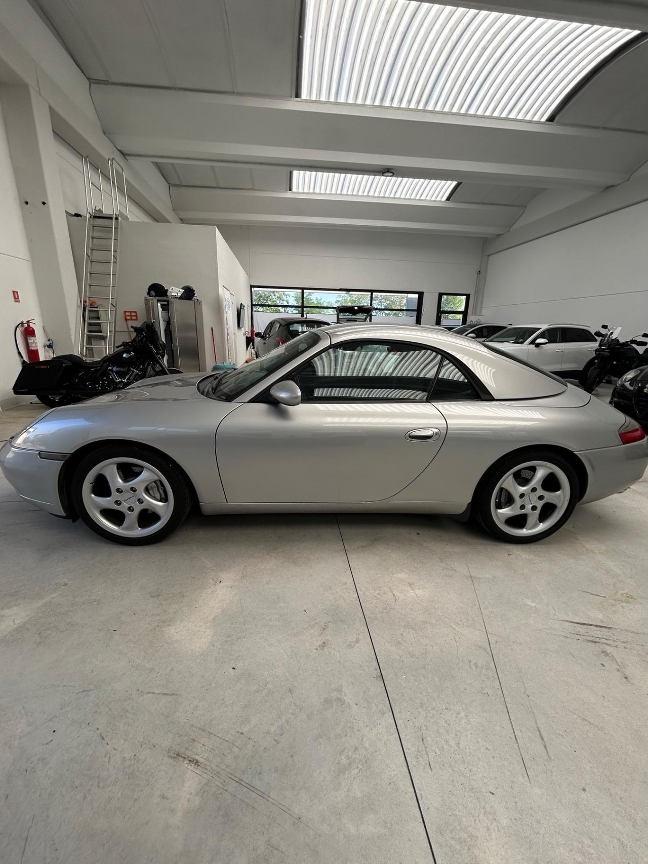 Porsche 911 Carrera 4 cat Cabriolet