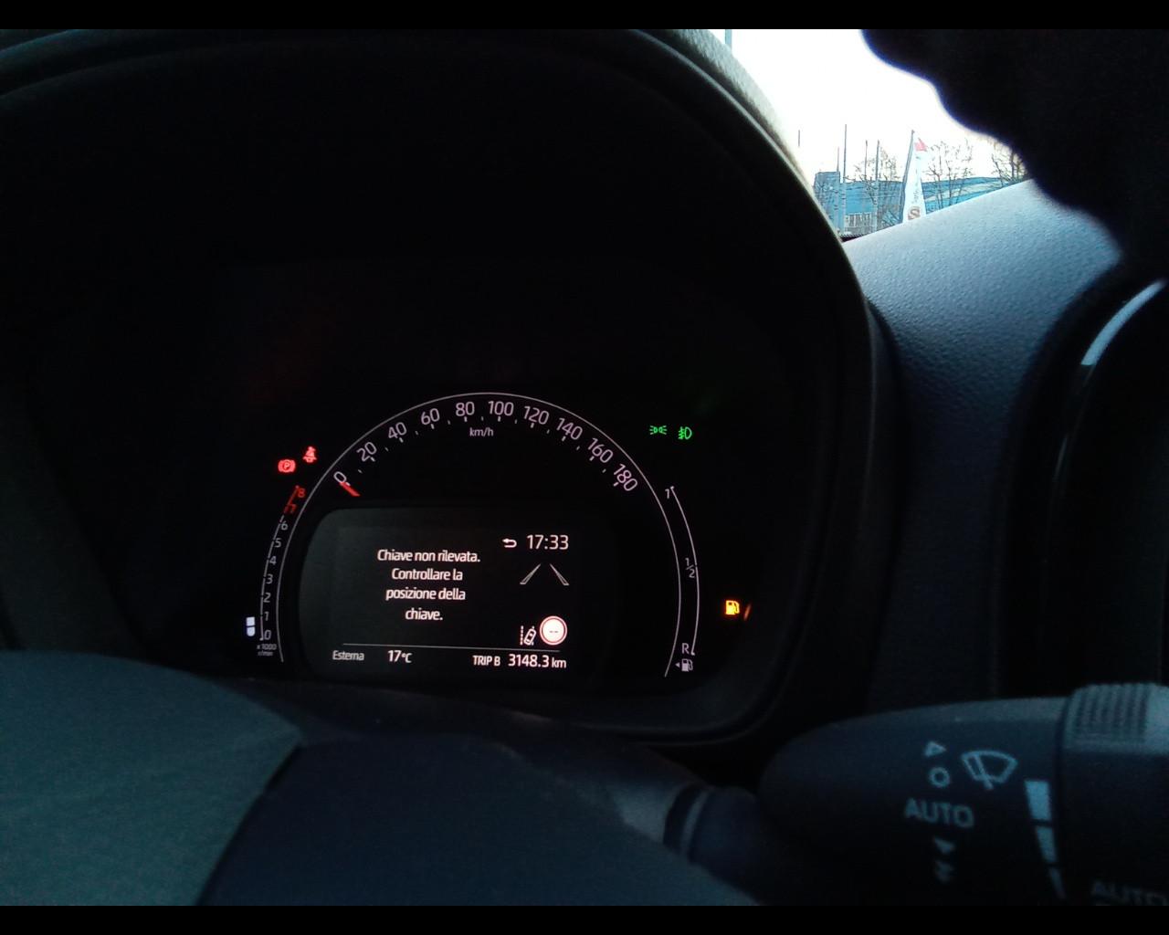 TOYOTA Aygo X - Aygo X 1.0 VVT-i 72 CV 5 porte Lounge