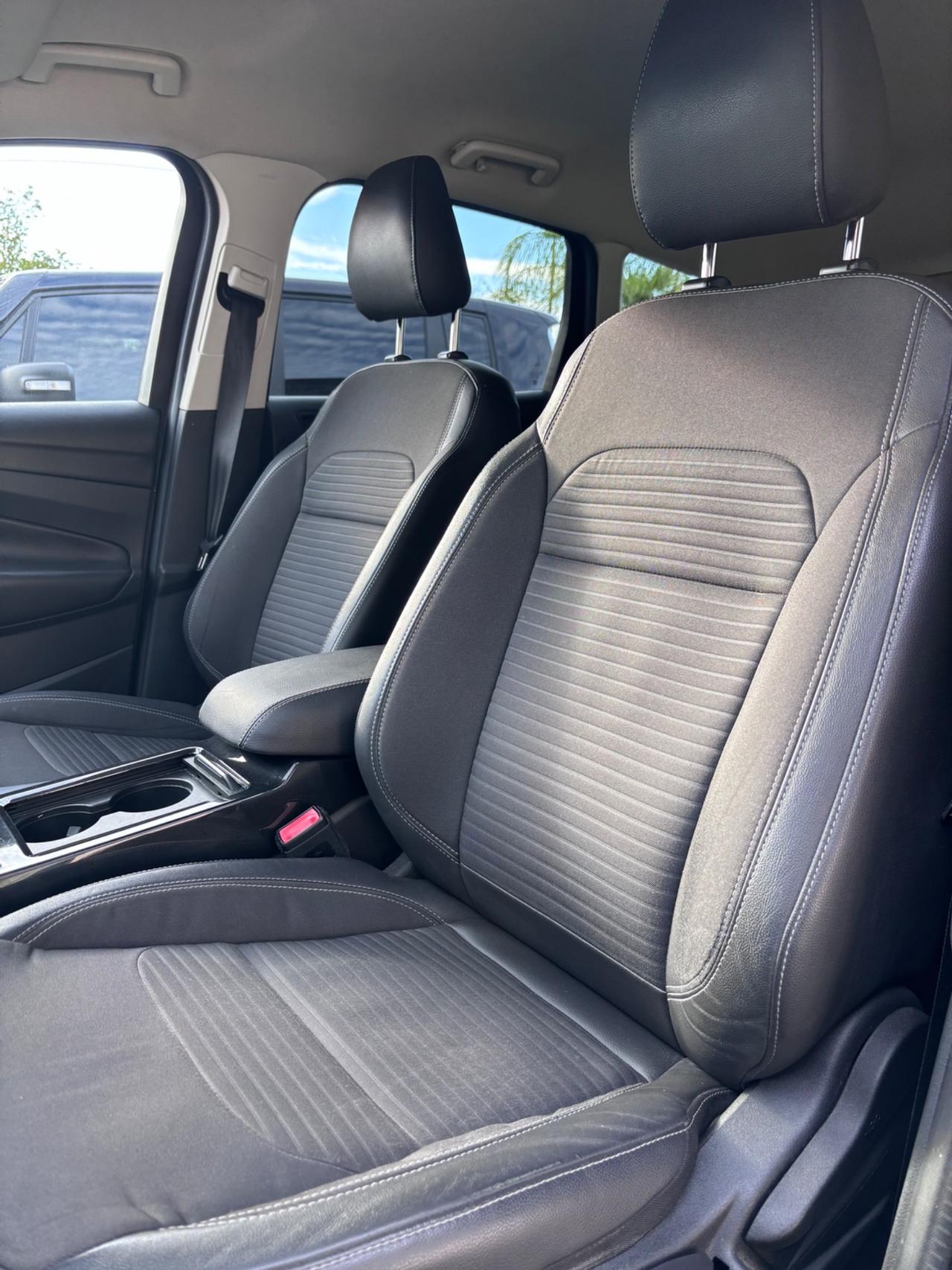 Ford Kuga 1.5 TDCI 120 CV S&S 2WD Powershift Titanium