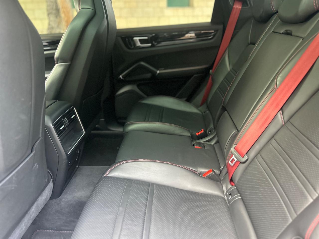 Porsche Cayenne 3.0 V6 platino ediscion 340 Cv