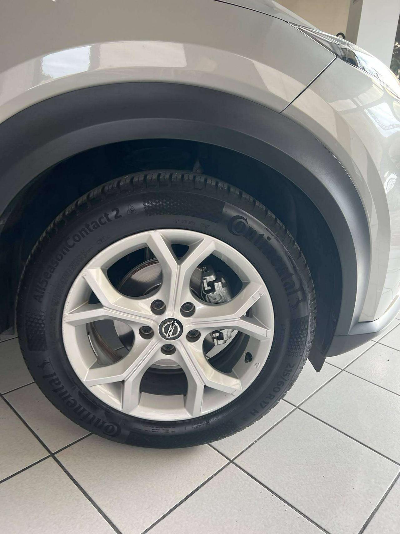 Nissan Juke Juke II 1.0 dig-t Tekna 114cv UNICOPRO