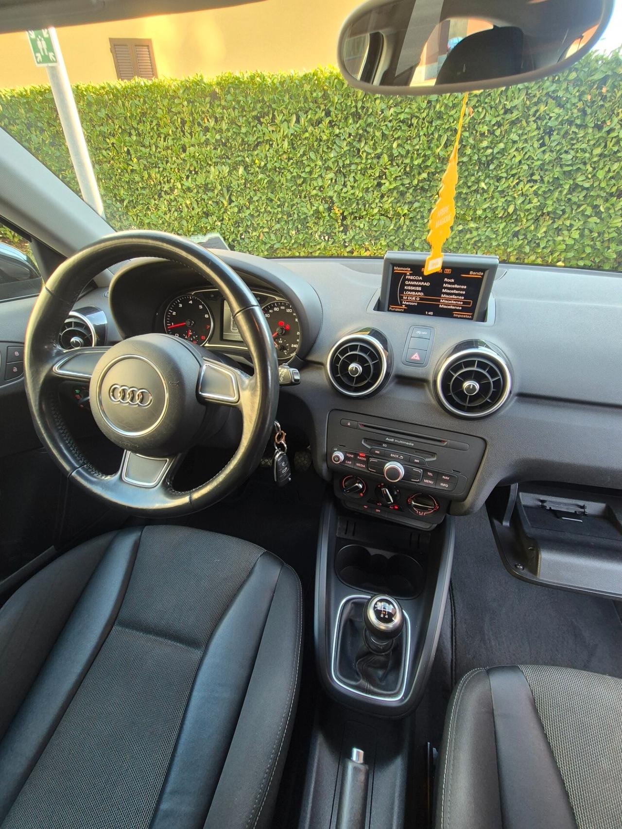 Audi A1 SPB 1.2 TFSI Ambition neo patentati