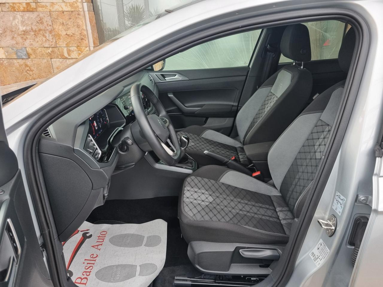 Volkswagen Taigo 1.0 TSI 115 CV R-Line