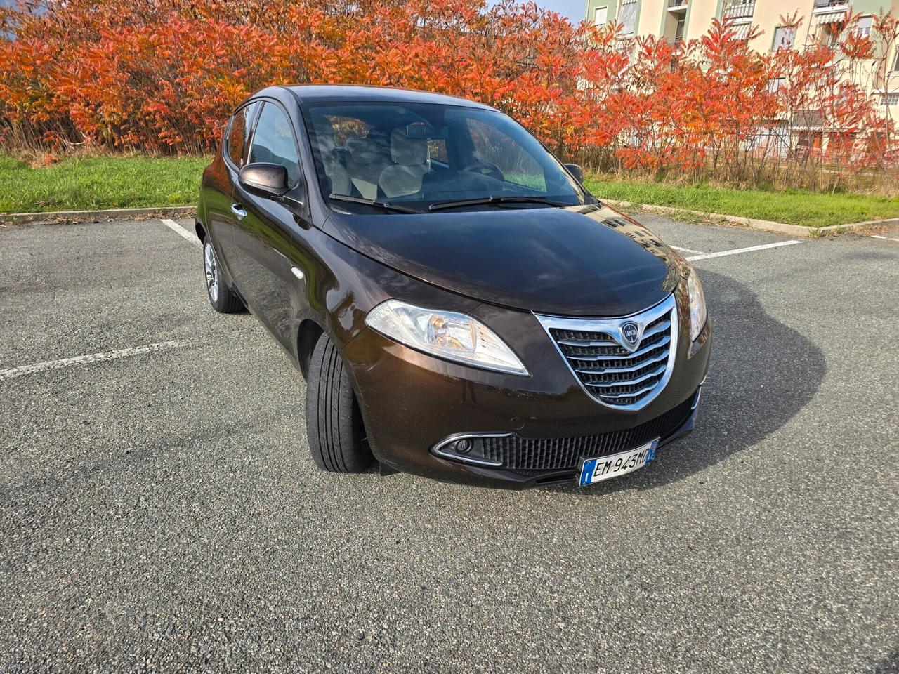 Lancia Ypsilon 1.2 69 CV 5 porte GPL Ecochic Gold
