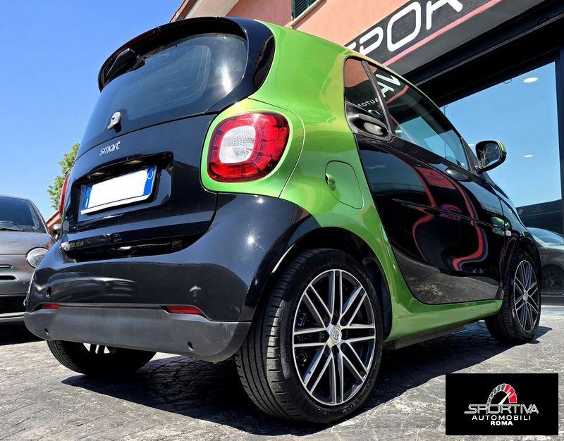 smart fortwo ELETTRICA BRABUS NAVI OTTIME CONDIZIONI