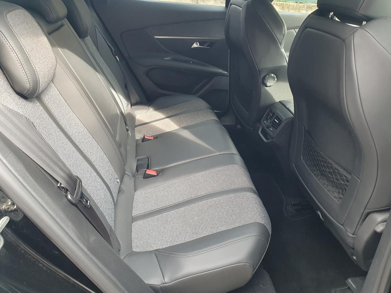 Peugeot 3008 BlueHDi 130 CV Allure Euro 6 D-Temp