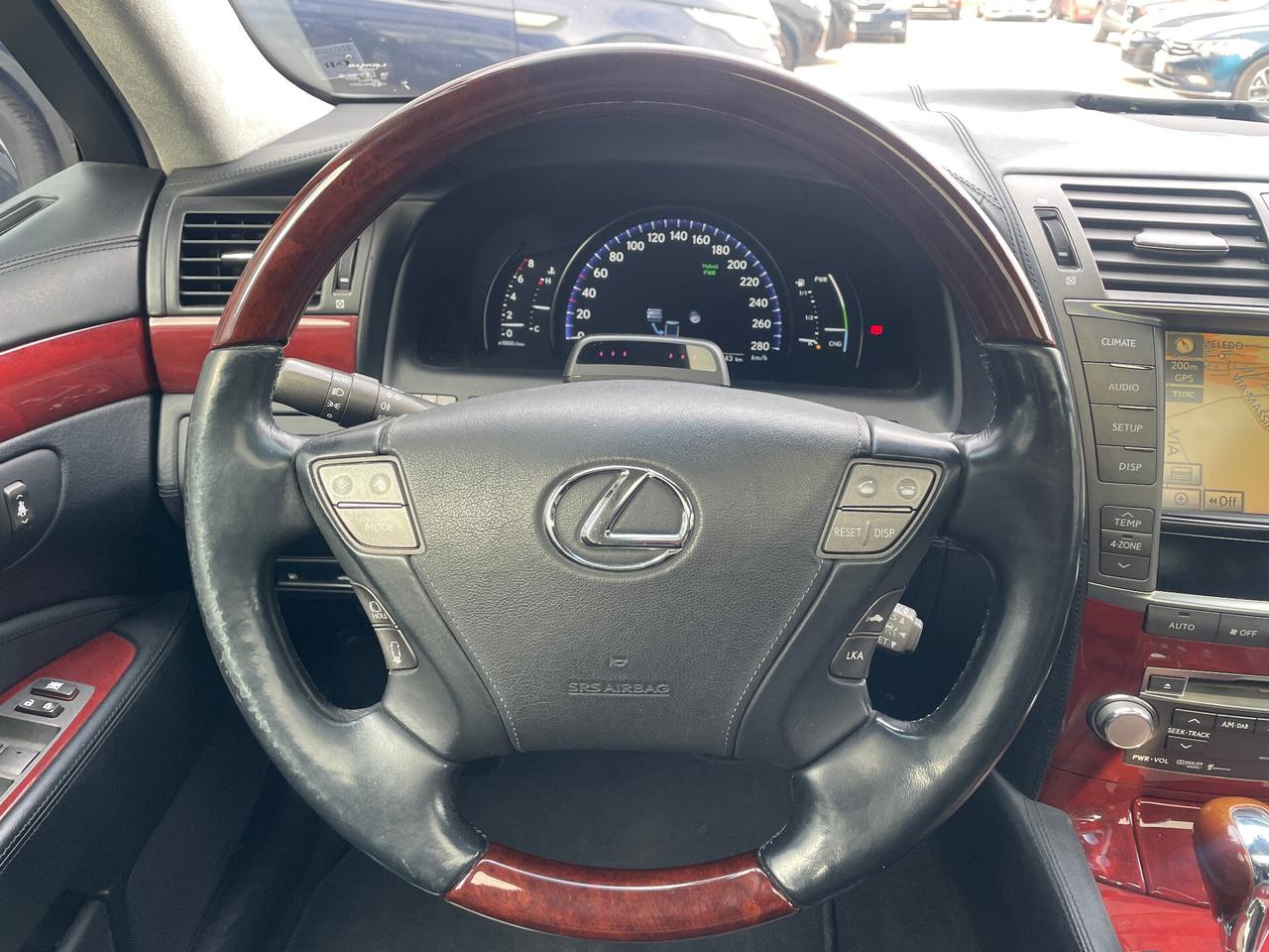 Lexus LS 600 600h L Luxury