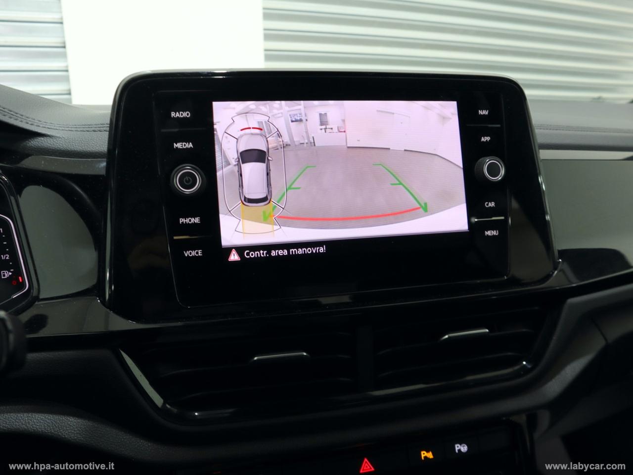 VOLKSWAGEN T-Roc 2.0TDI R-LINE NAVI LED PELLE MATRIX