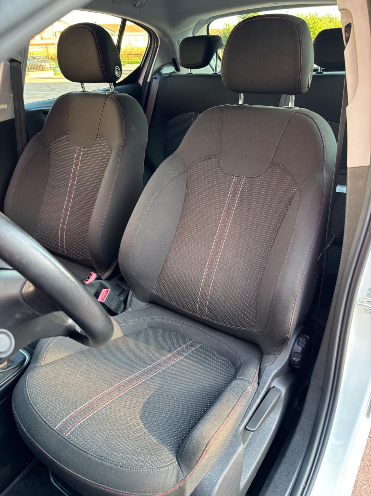 Opel Corsa 1.4 Benzina/GPL (GARANZIA 12 MESI)