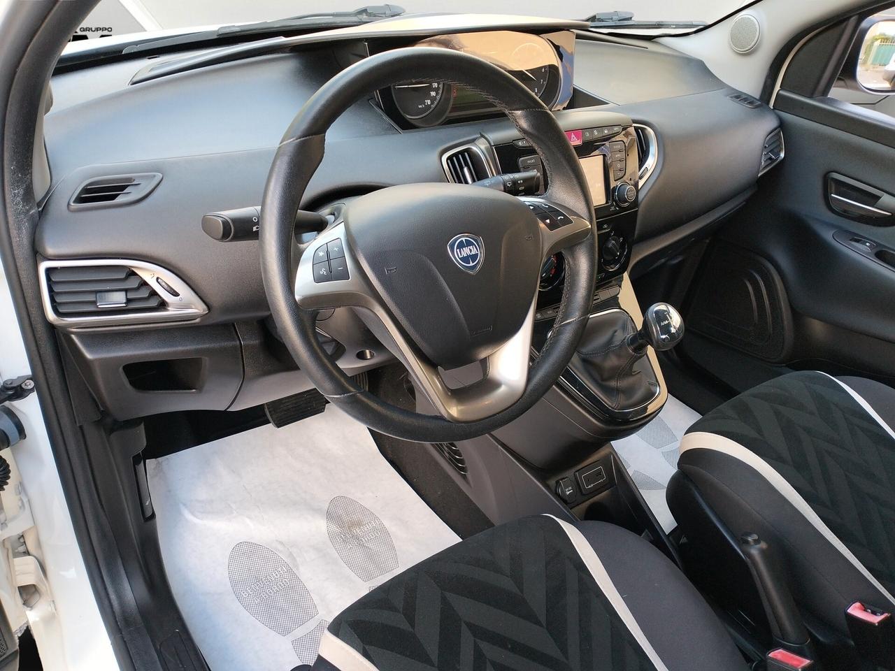 Lancia Ypsilon III 2017 Platinum s * AUTOMATICA *