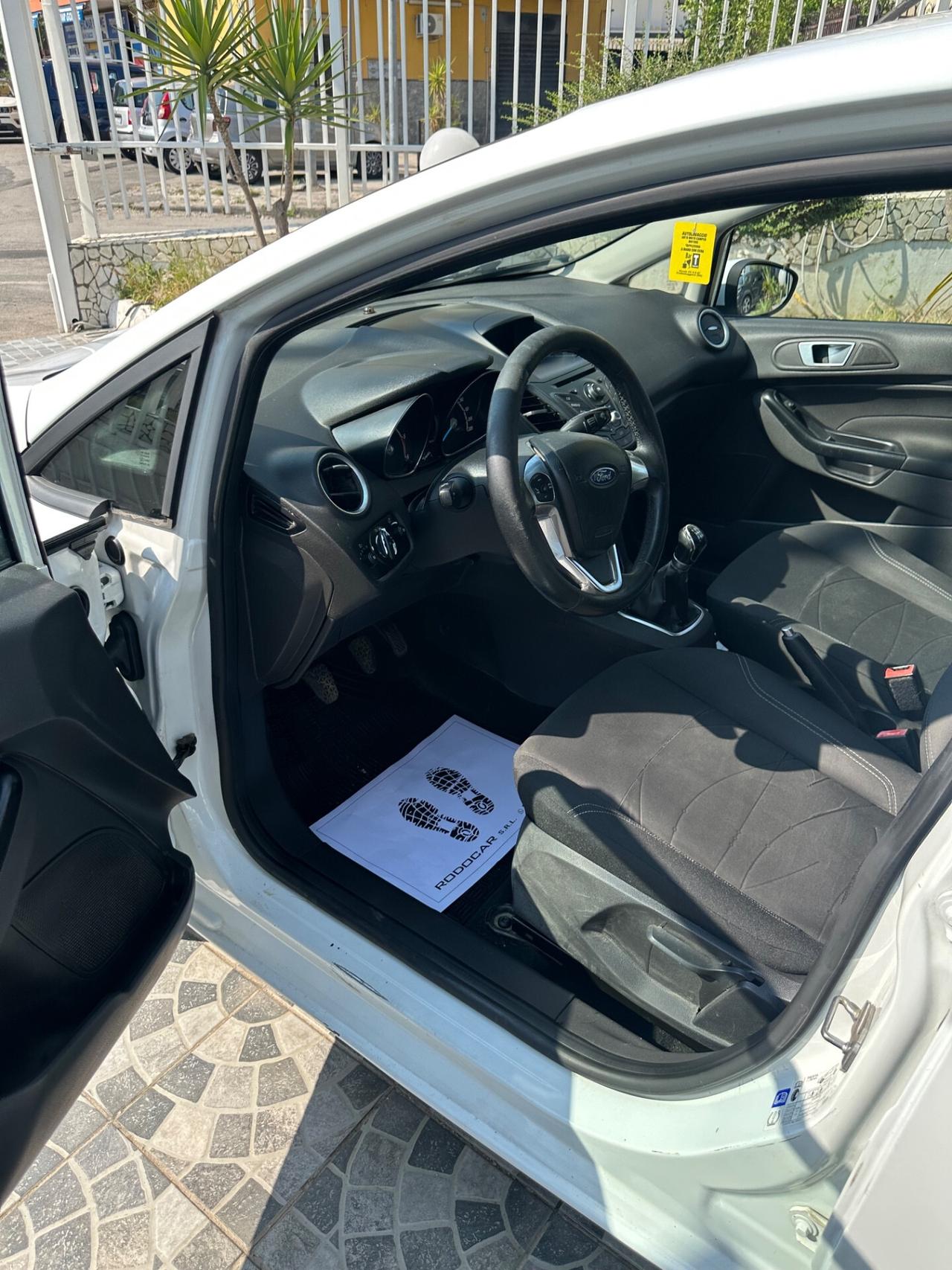 Ford Fiesta 1.5 TDCi 75CV 5 porte