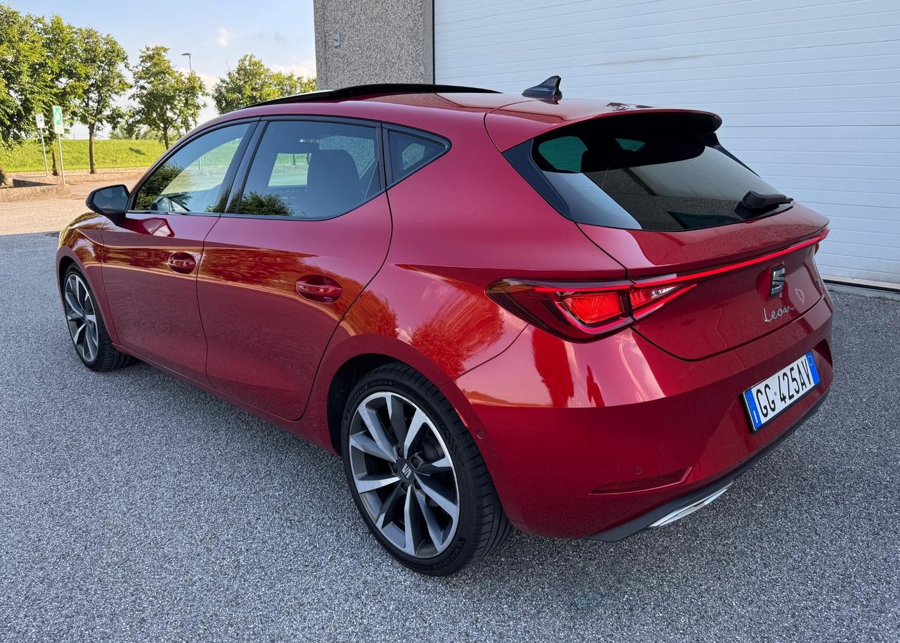 Seat Leon 1.5 eTSI 150 CV DSG FR