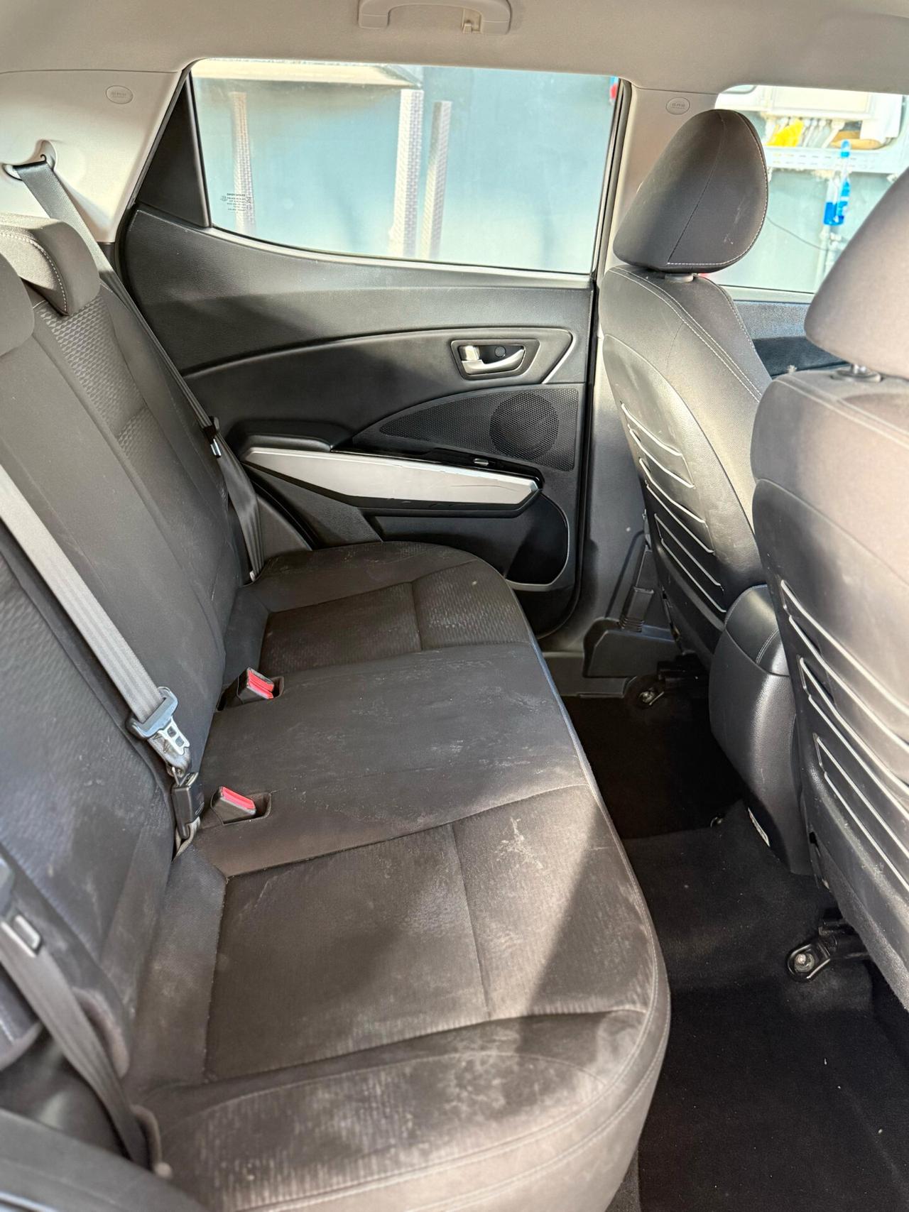 Ssangyong Tivoli 1.6d 2WD Go