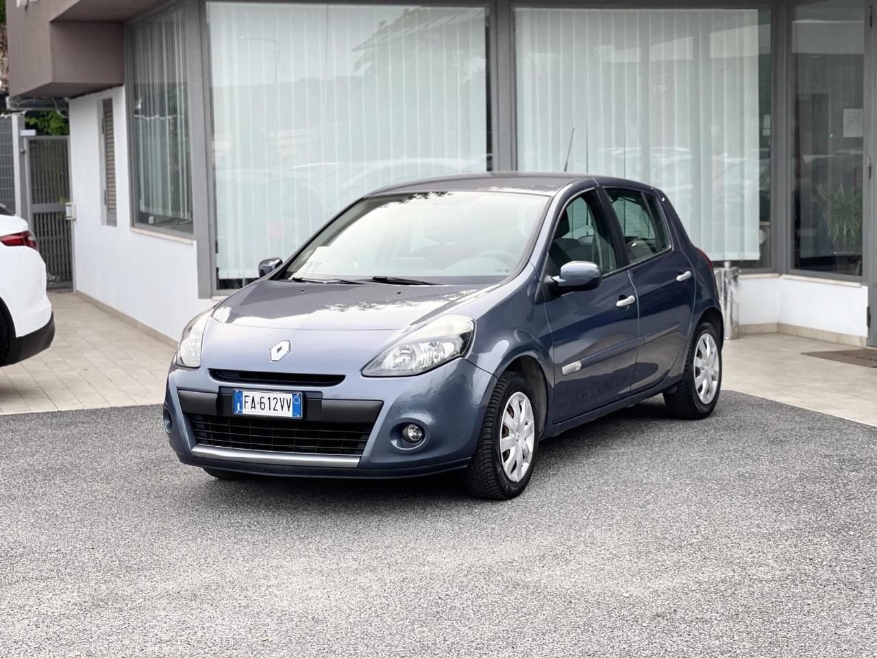 Renault Clio 5 Porte 1.2 Gpl 75CV E4 Neo - 2010