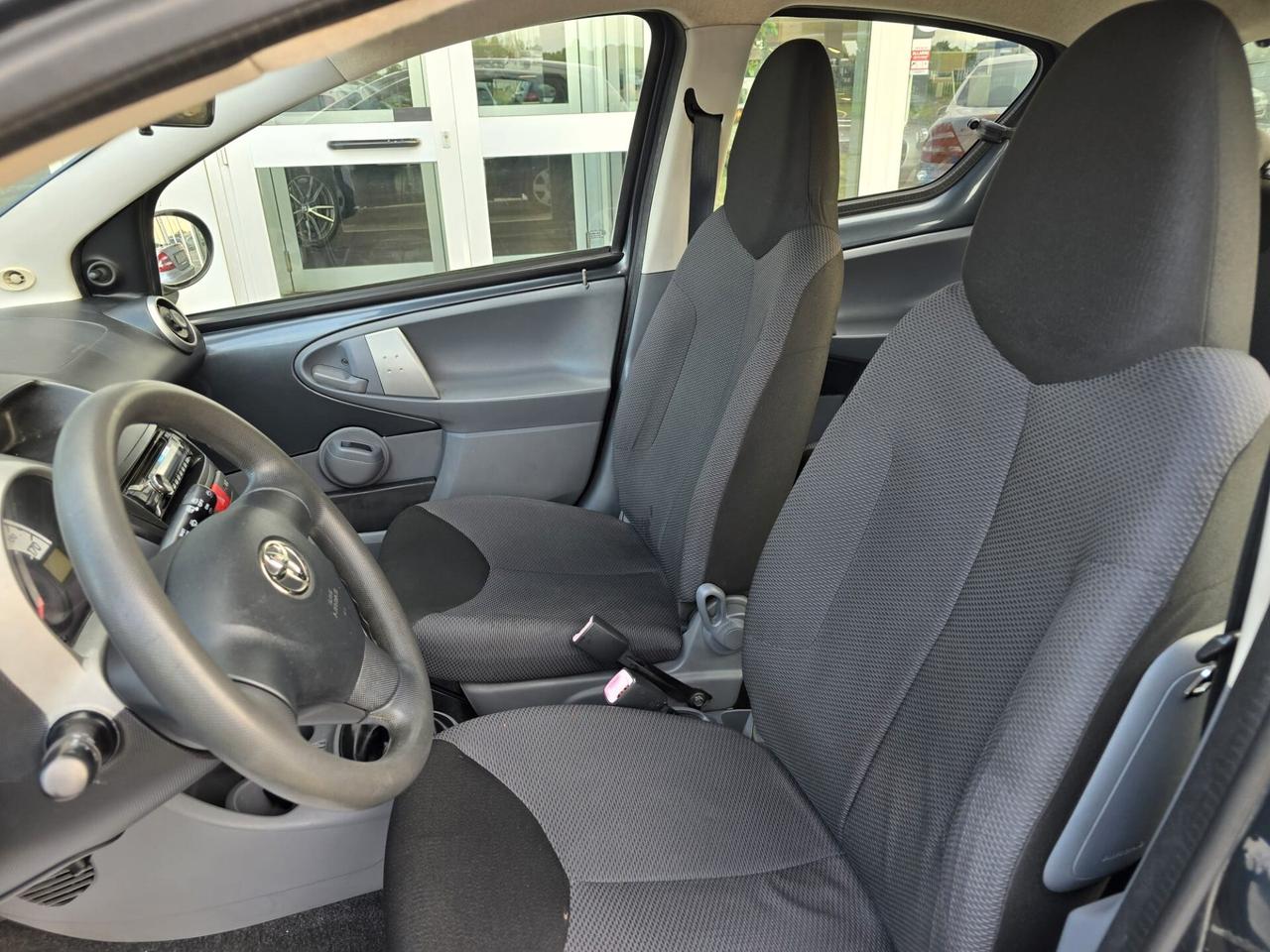Toyota Aygo 1.4 turbodiesel 5 porte Sol 2007