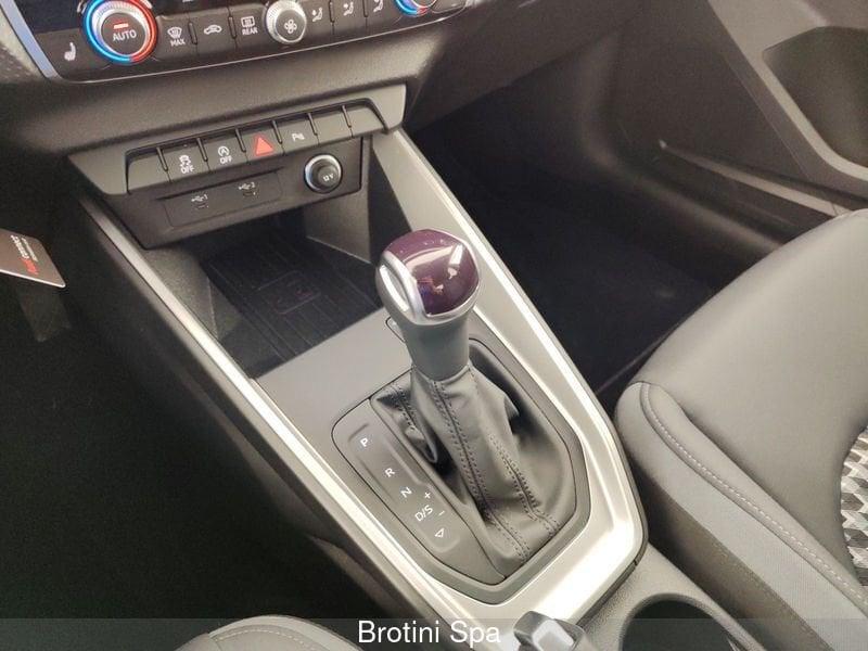 Audi A1 allstreet 30 TFSI S tronic Business