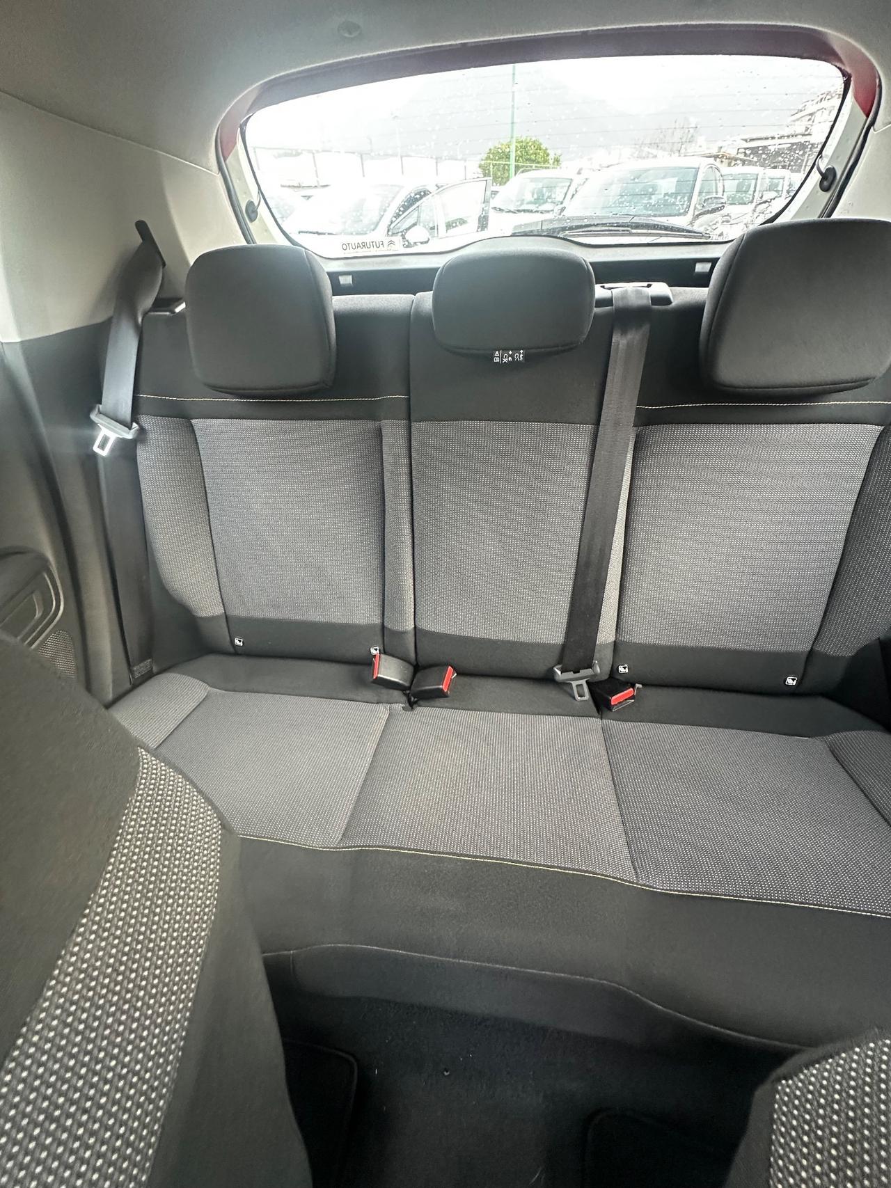 Citroen C3 PureTech 82 GPL Shine