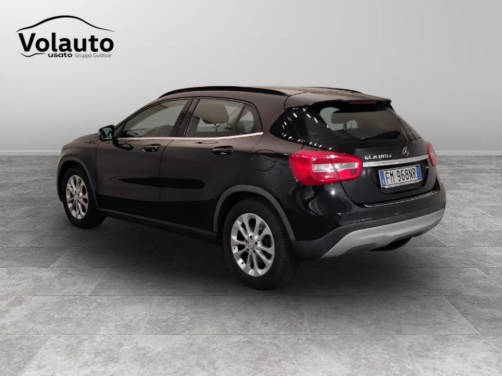 Mercedes-Benz GLA-X156 2017 - GLA 180 d Sport