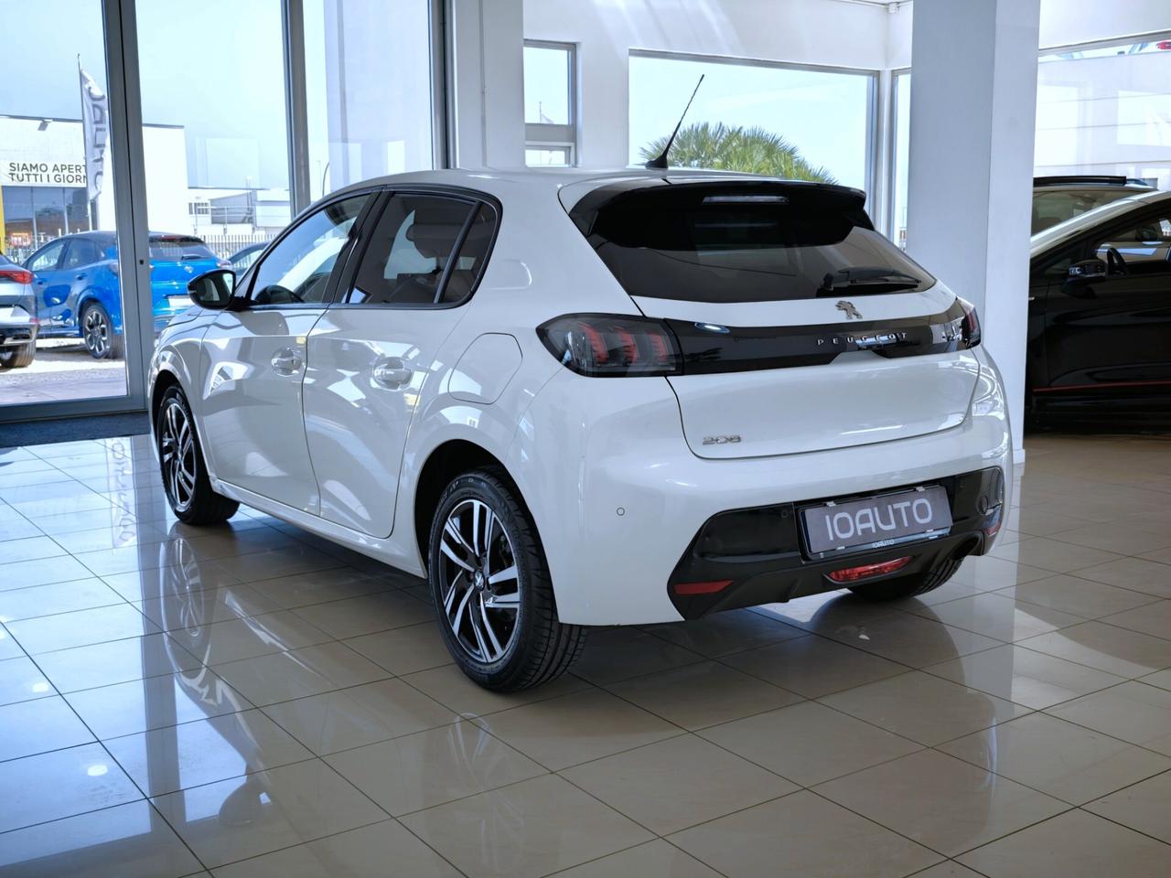 Peugeot 208 1.5 BlueHDi Allure Pack 100 CV 2022
