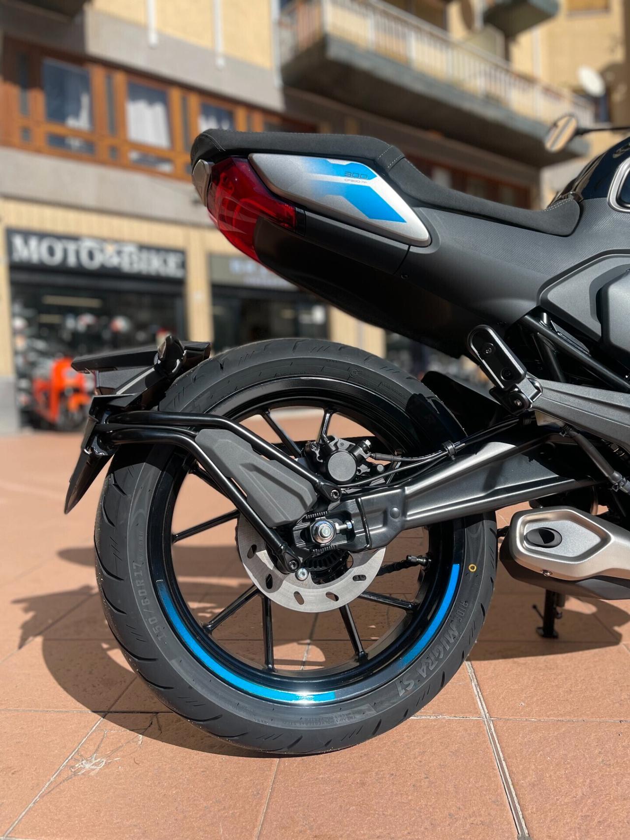 CFMOTO CL-X 300