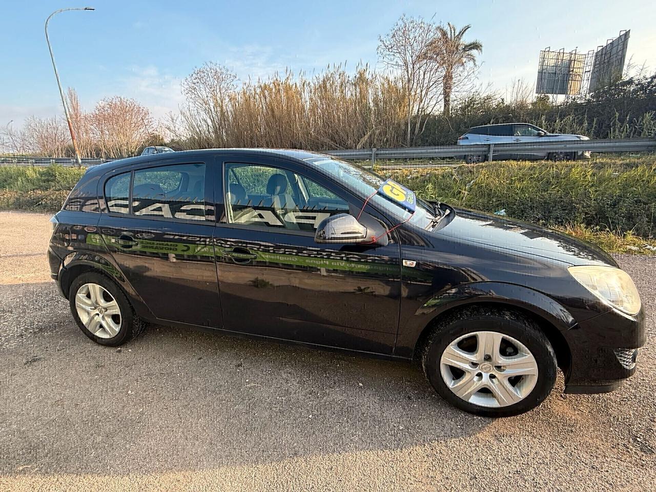 Opel Astra 1.4 16V GPL-TECH 5 porte Enjoy