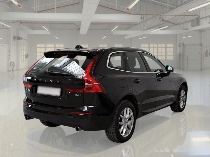 VOLVO XC60 B4 D AWD automatico Momentum Pro
