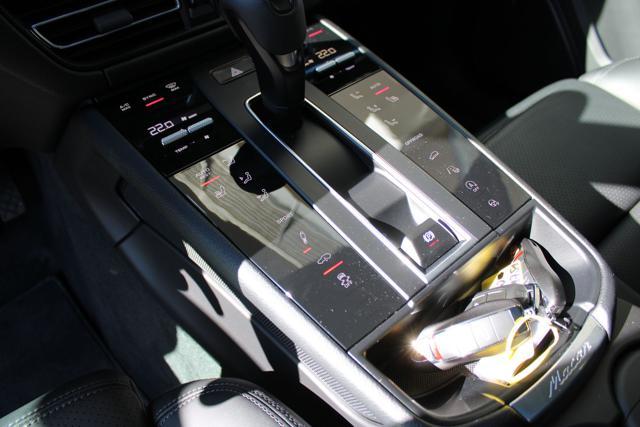 PORSCHE Macan 2.0 TETTO-BOSE-21"-ACC-PASM