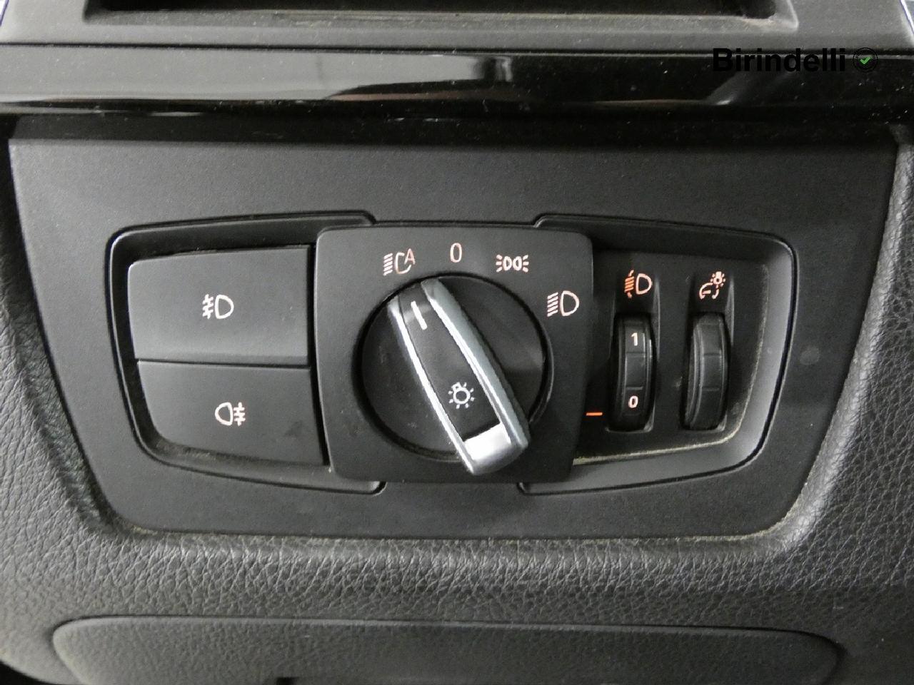 BMW Serie 3 (F30/31) - 320d Touring Msport