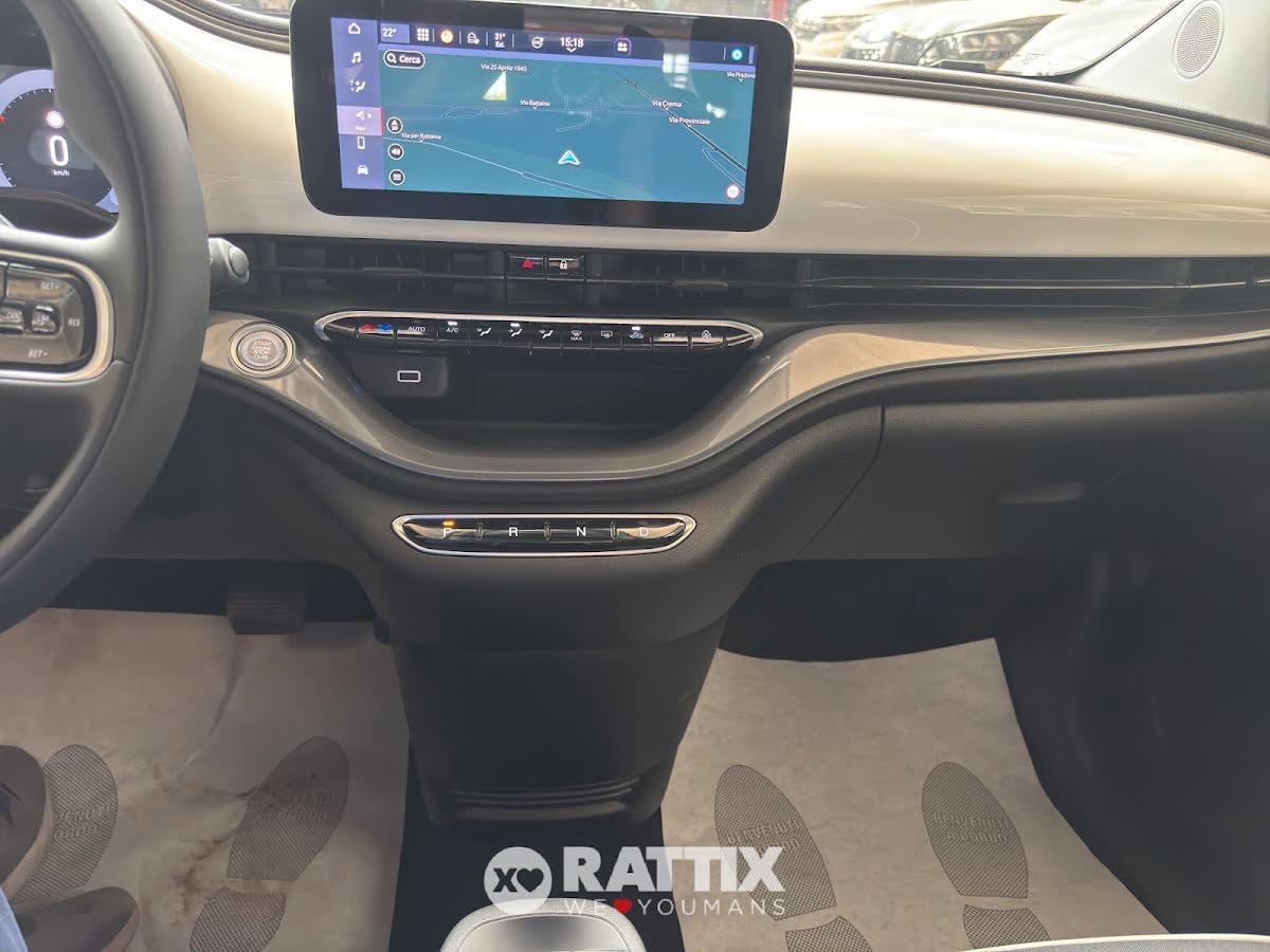Fiat 500e motore elettrico 23,8 kWh Icon