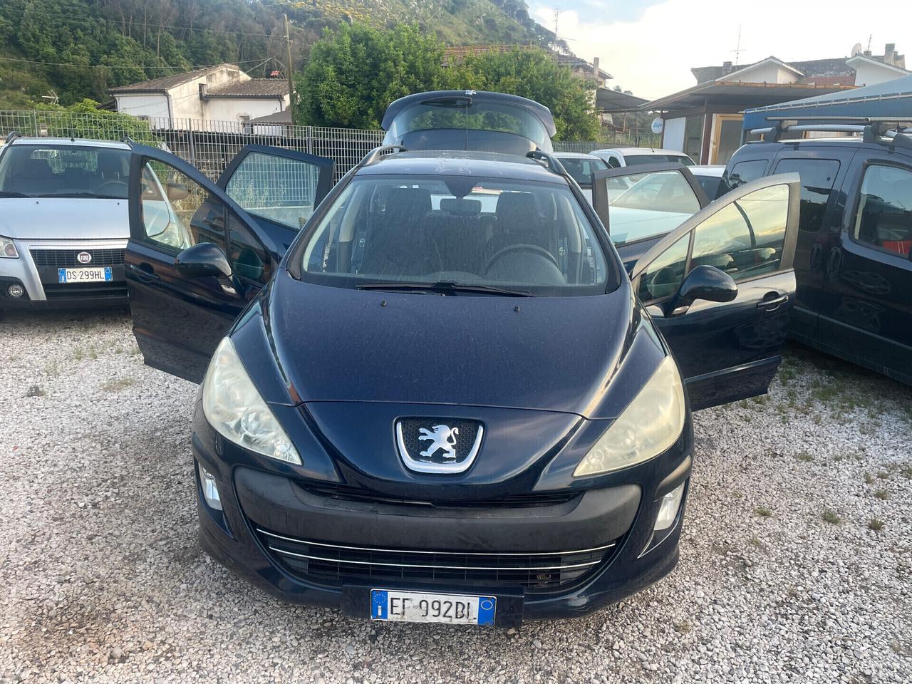 Peugeot 308 1.6 8V HDi 93CV FAMILIARE