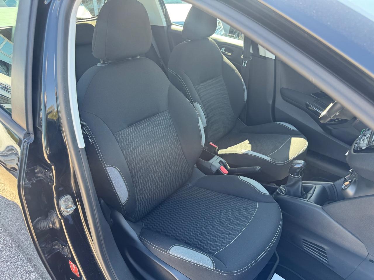 Peugeot 208 82cv 5p. GPL Allure NEOPATENTATI UNICO PROPRIETARIO