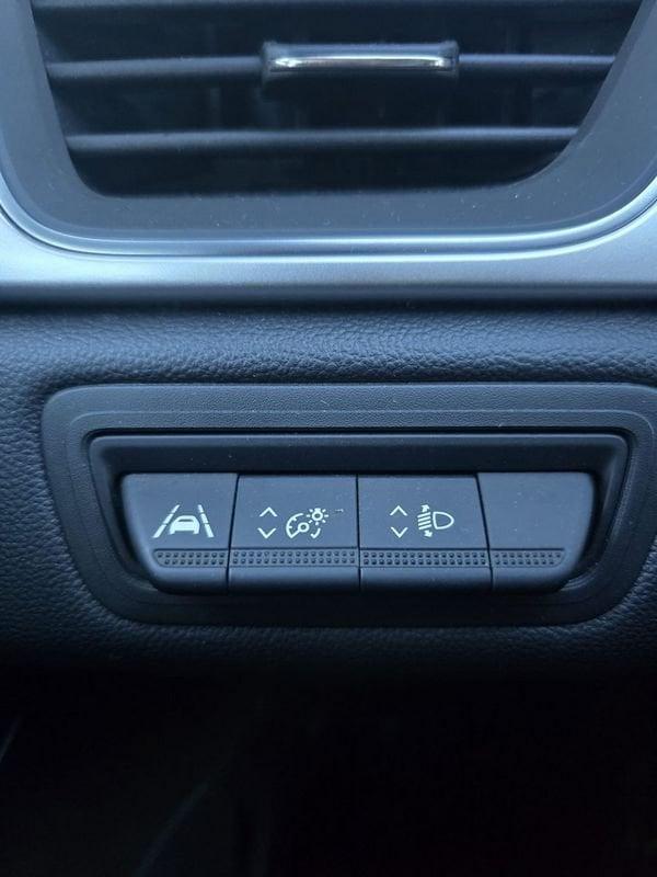 Renault Captur E-Tech hybrid 1.6 E-TECH HEV 145 TECHNO AUTO