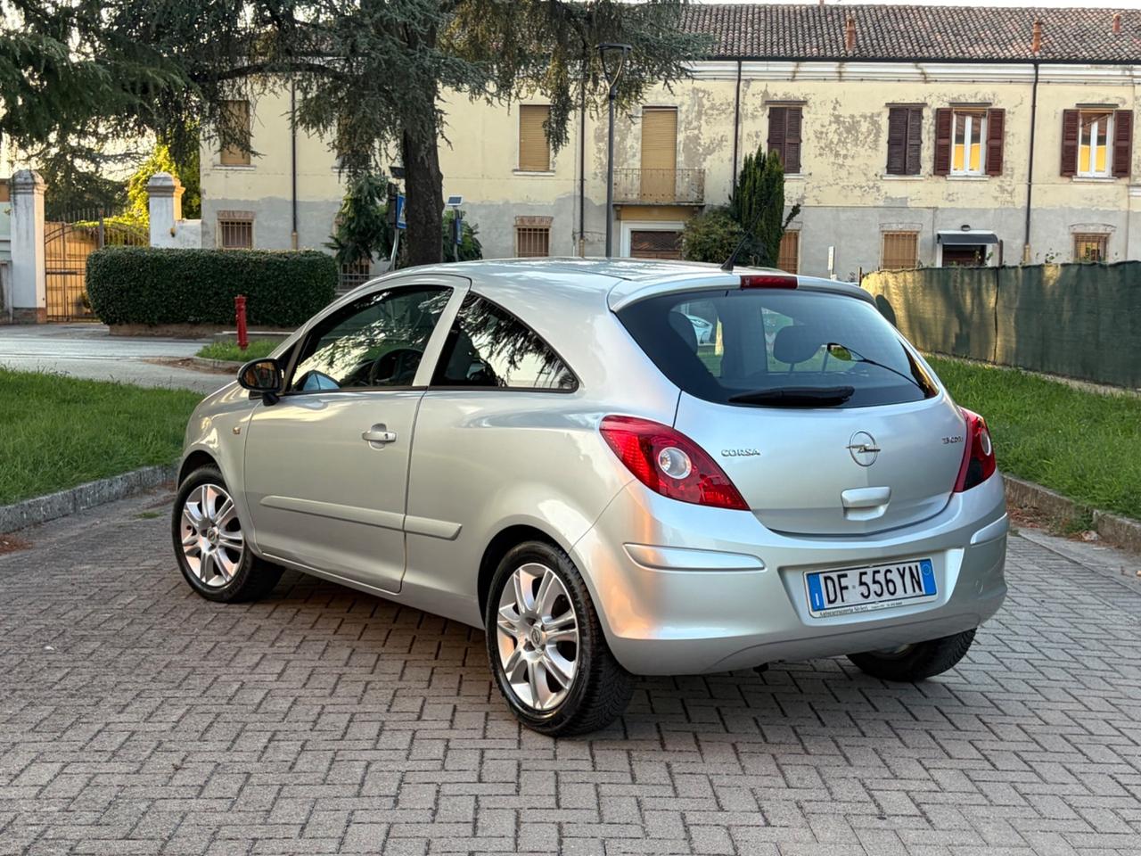Opel Corsa 1.3 CDTI 75CV neopatentati Enjoy