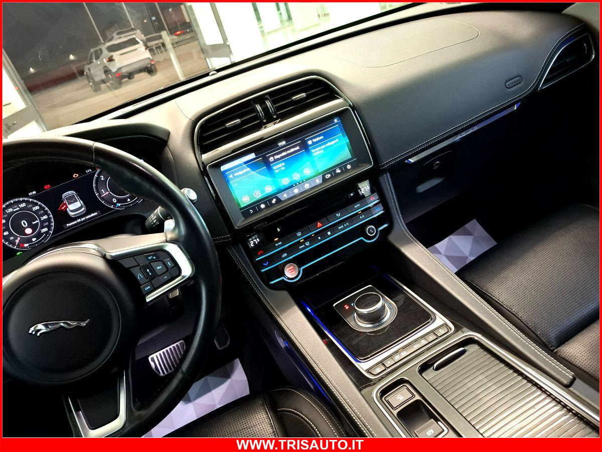 JAGUAR F-Pace 2.0d i4 Aut. Awd R-Sport (XENON+PELLE+NAVI)