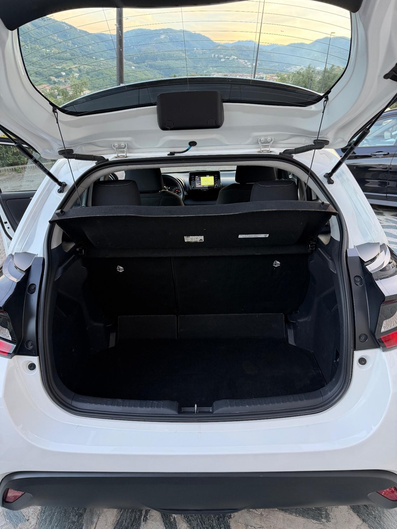 Toyota Yaris 1.5 Hybrid 5 porte