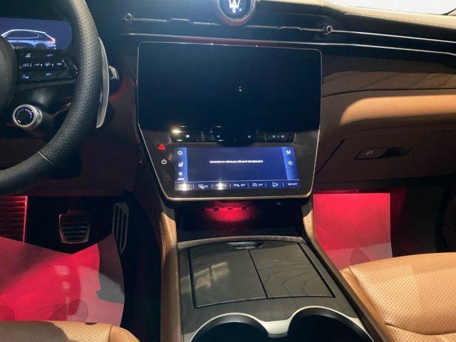 MASERATI Grecale MHEV 250 CV AWD MY25