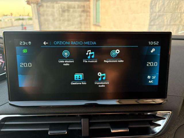 PEUGEOT 3008 BlueHDi 130 S&S EAT8 Allure Pack