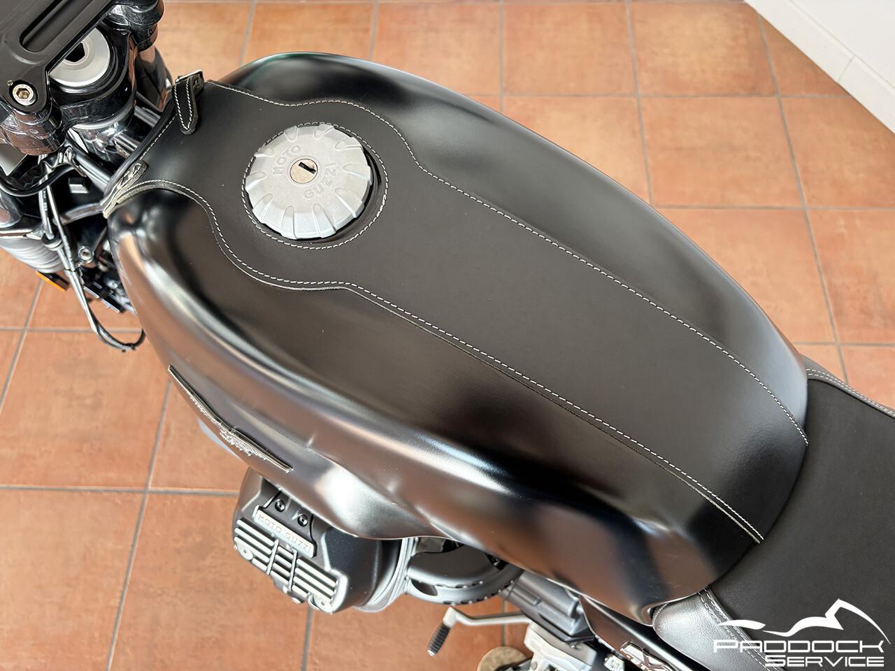 Moto Guzzi V7 IV Stone 2021 SOLO 7.818 km DA 107 EURO/MESE