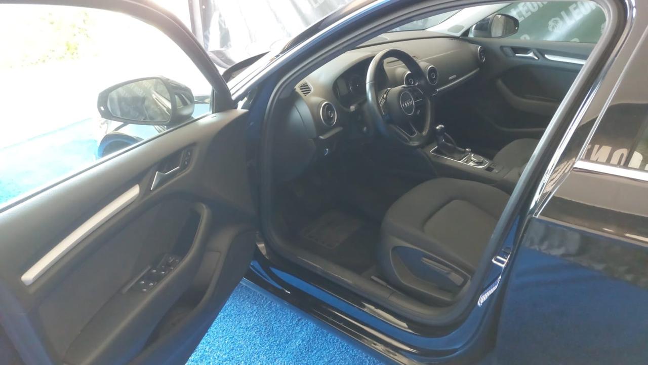 Audi A3 SPB 1.6 TDI 116 CV Sport accetto permute e finanziamenti