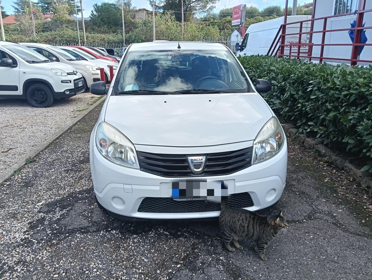 Dacia Sandero 1.2 16V Embleme