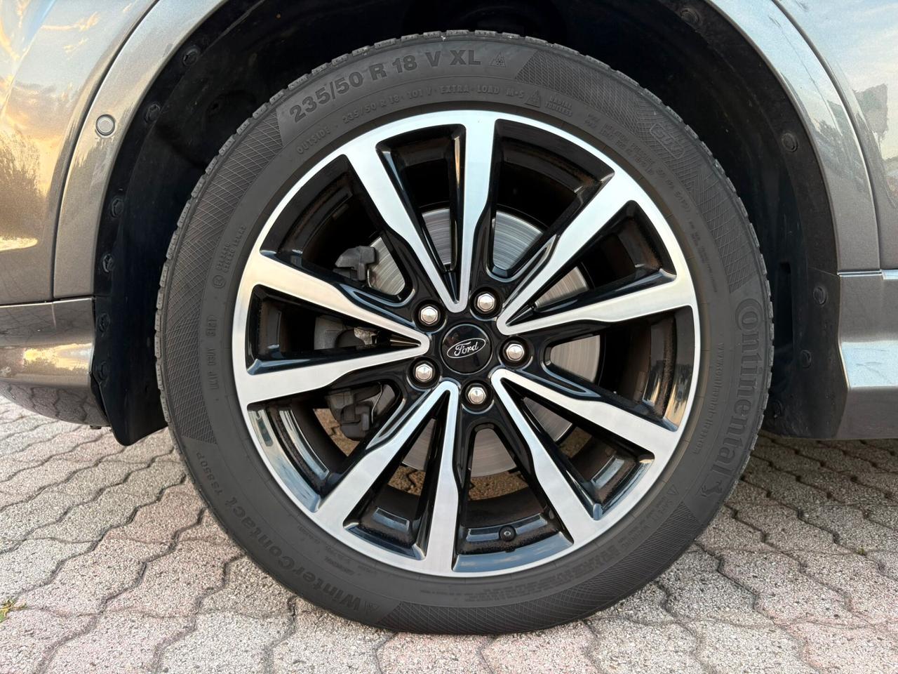 FORD KUGA 2.0 TDCI TAGLIANDI FORD SI A NEOPATENTATI