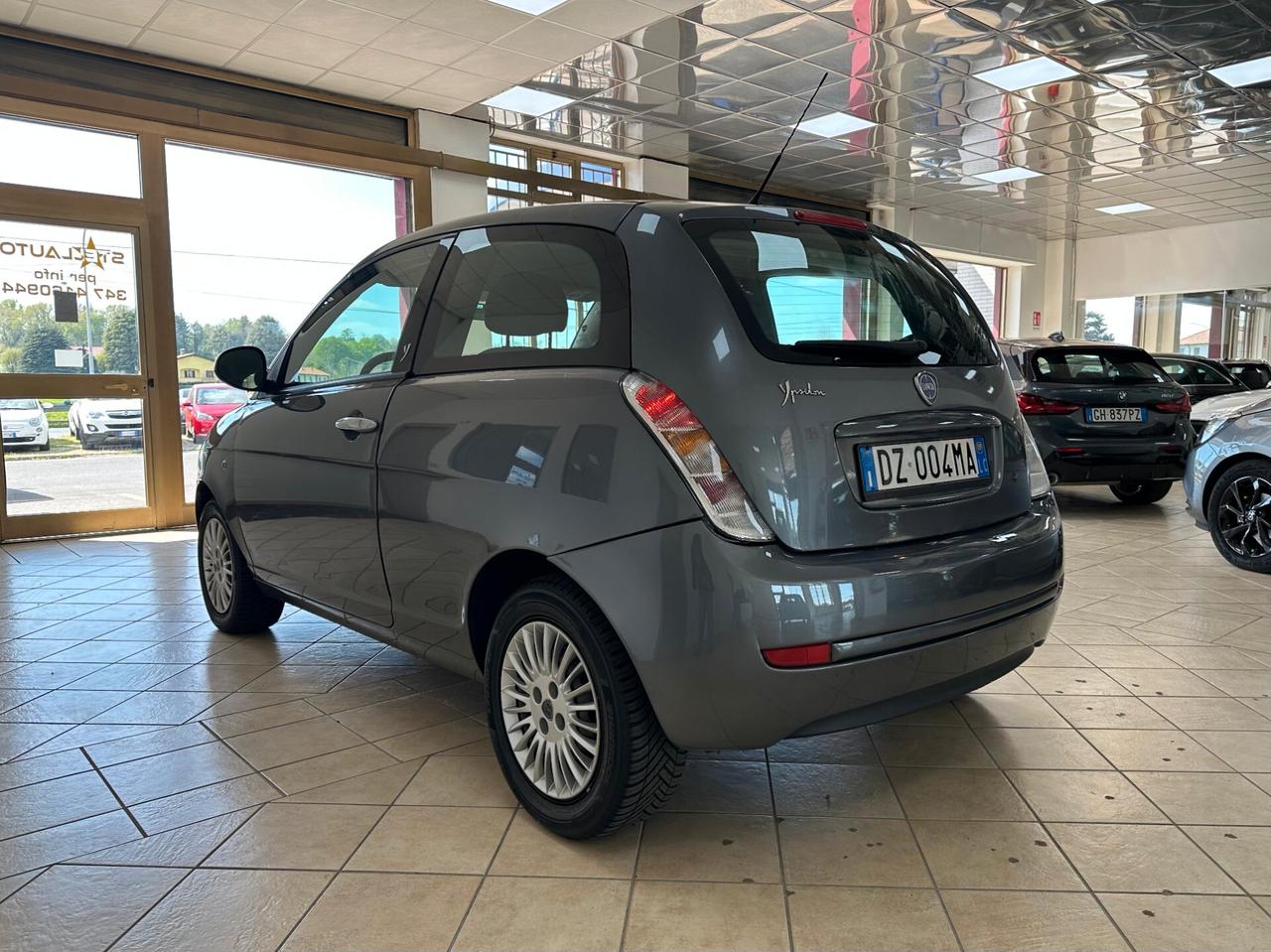 Lancia Ypsilon 1.2 Versus