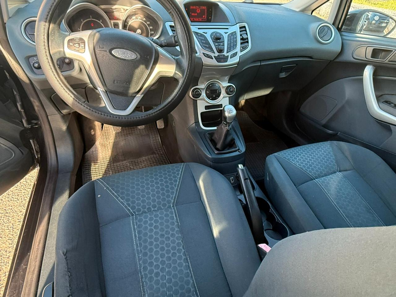 Ford Fiesta 1.4 TDCi 68CV 3 porte Titanium