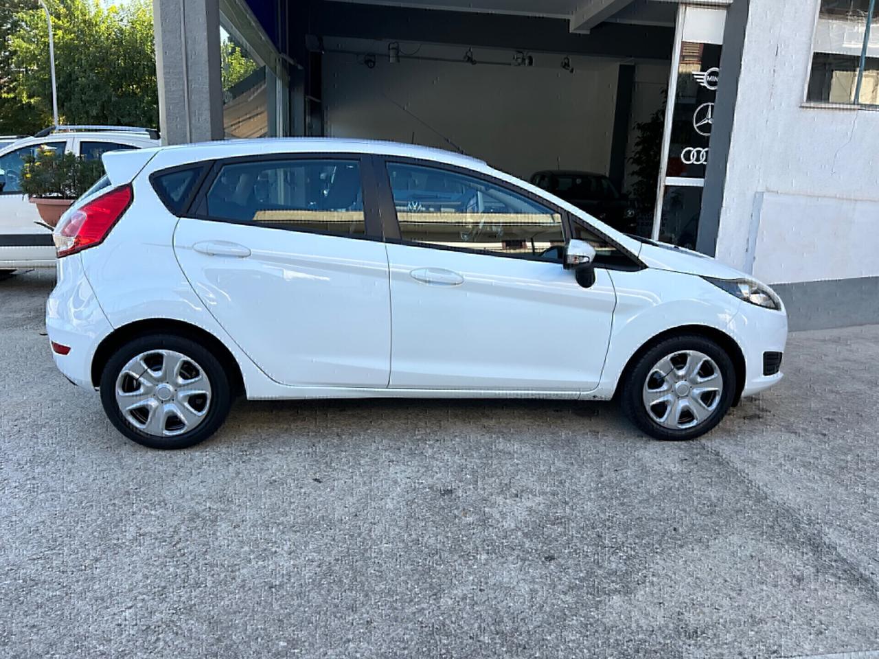 FORD FIESTA DIESEL 75 CV NEOPATENTATI!!!! 2013